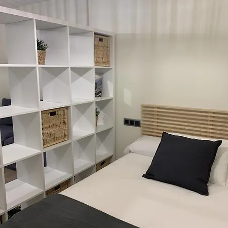 San Lazaro Apartment *